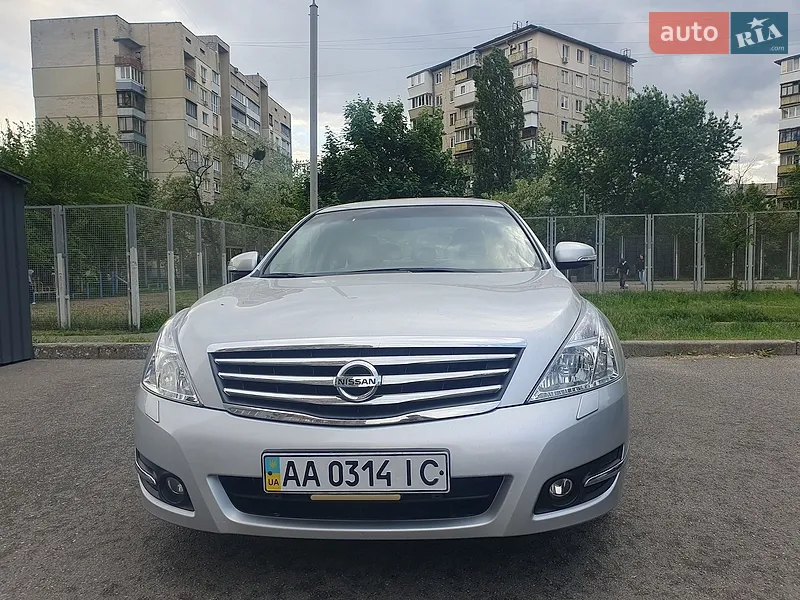 Nissan Teana