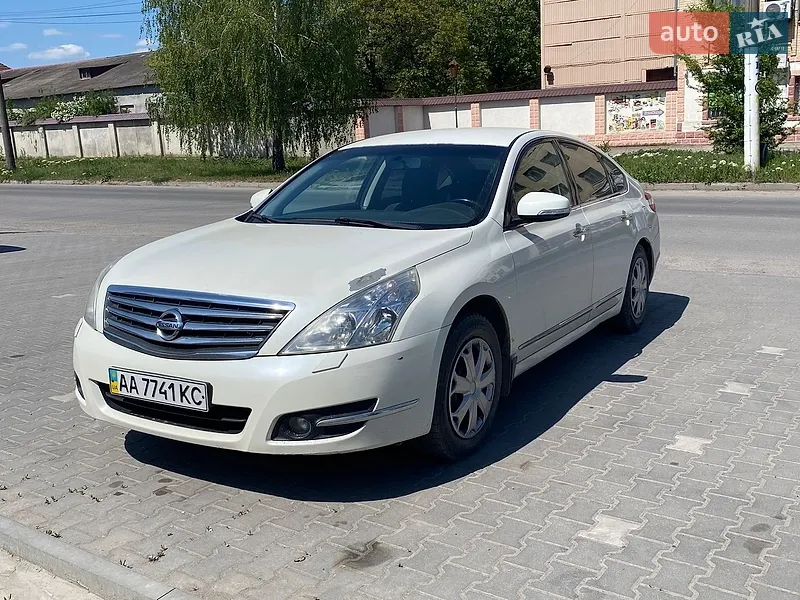 Nissan Teana