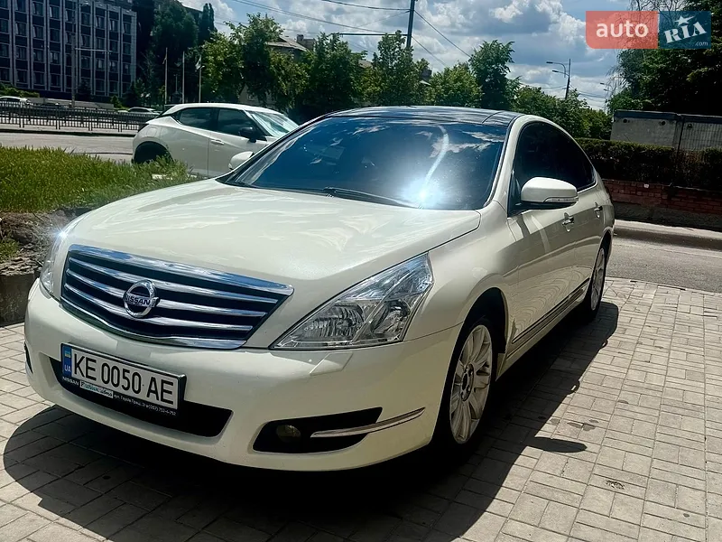 Nissan Teana