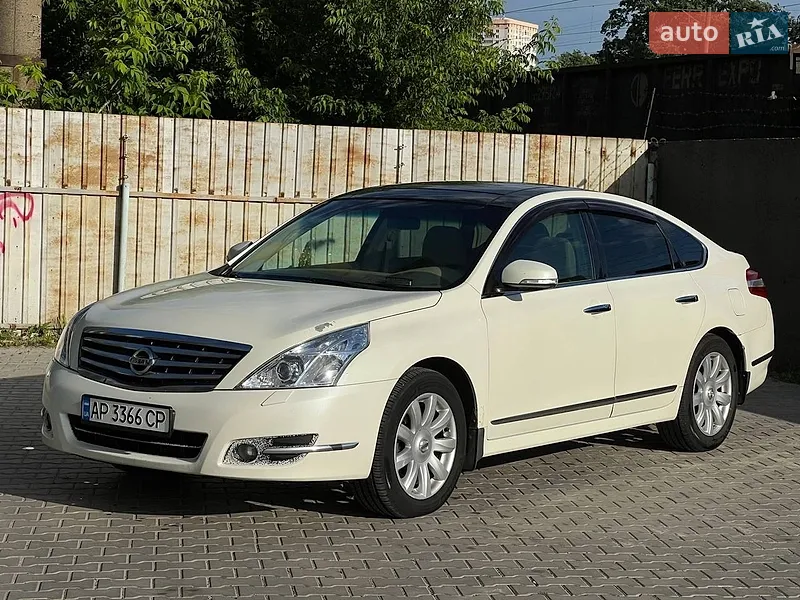 Nissan Teana