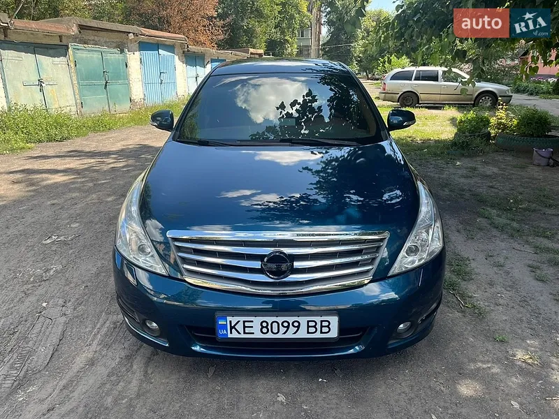 Nissan Teana