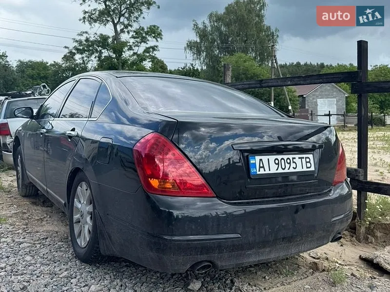 Nissan Teana