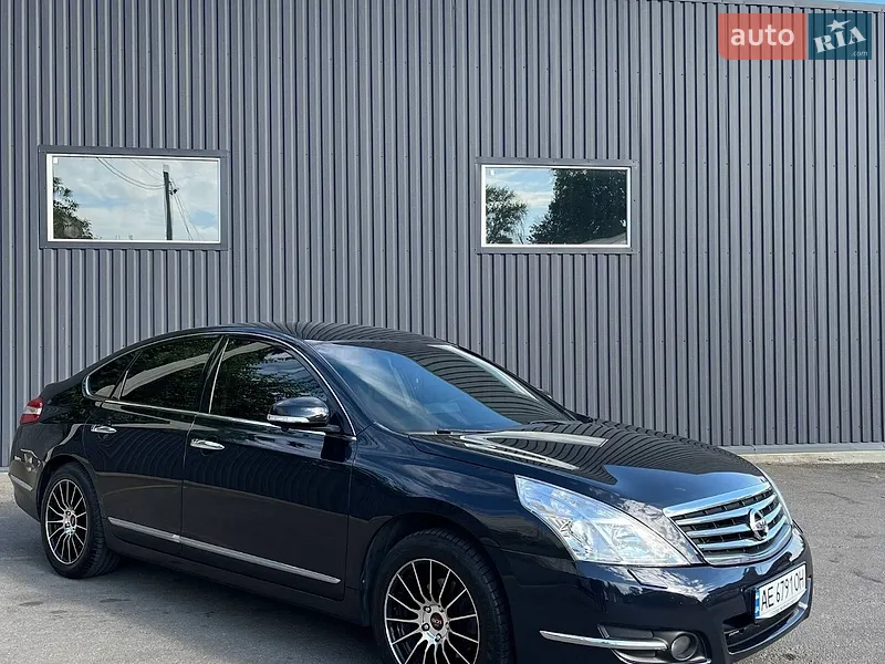 Nissan Teana