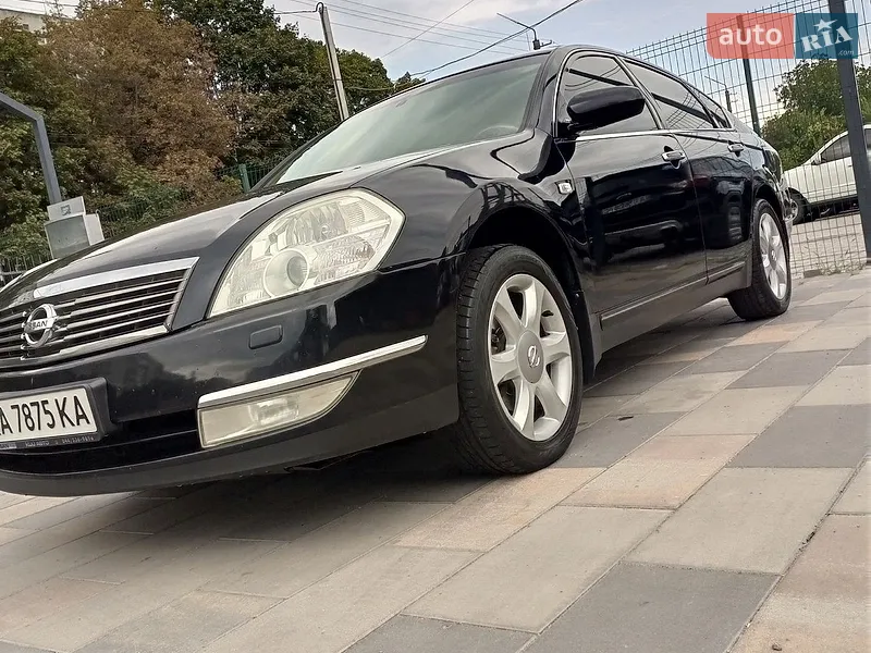 Nissan Teana