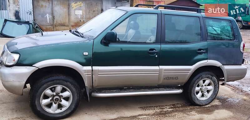Nissan Terrano