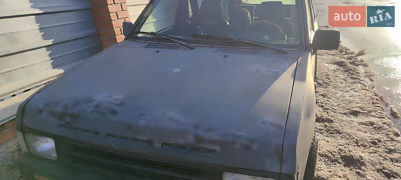 Легковые Nissan Terrano