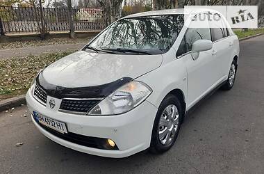 Nissan TIIDA Avtomat 2008