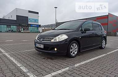 Nissan TIIDA Premium  2009