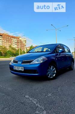 Nissan TIIDA  2007