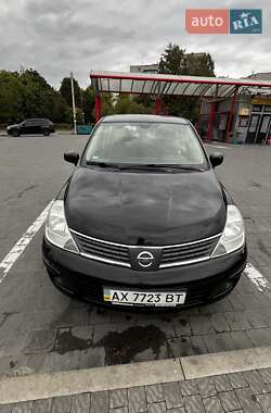 Nissan TIIDA  2008