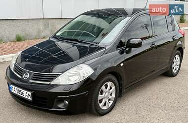Nissan TIIDA  2008
