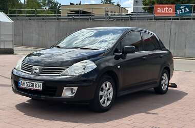 Nissan TIIDA  2008