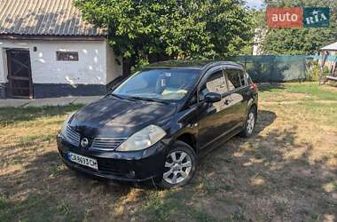 Nissan TIIDA 2007