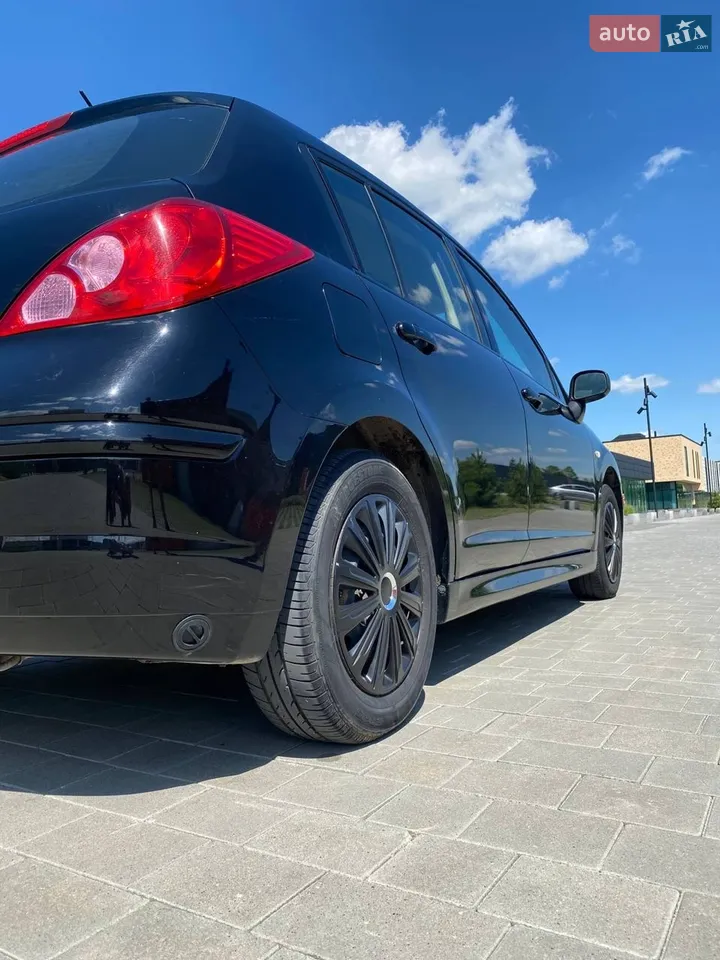 2011 Nissan Tiida - мініатюра 4