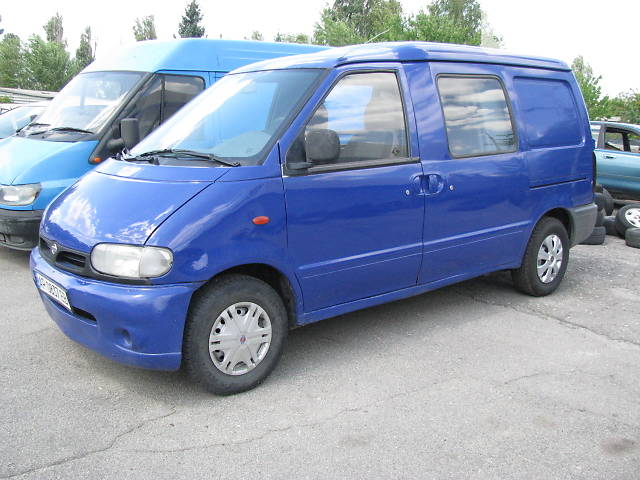 Nissan Vanette 2000 года