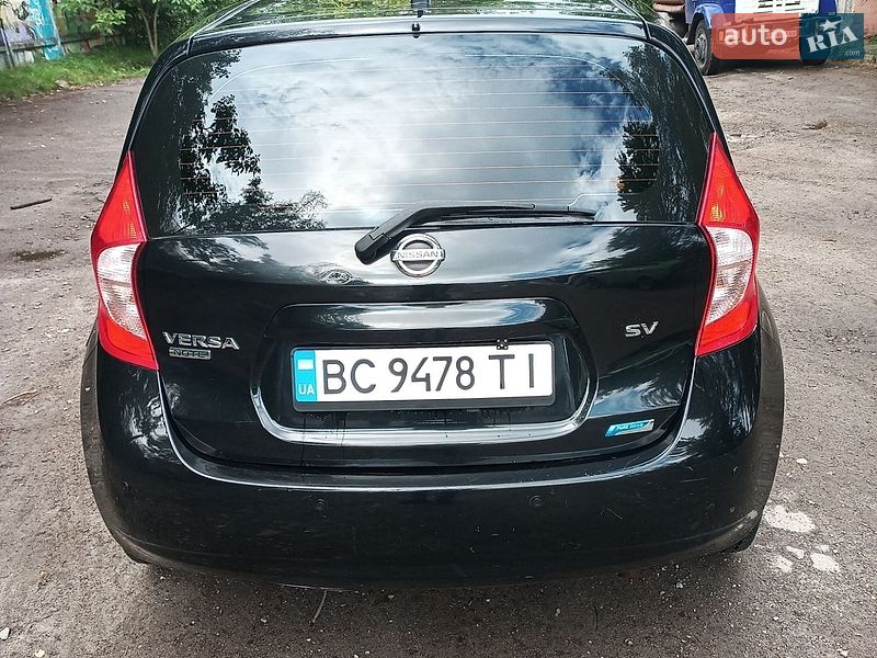 Хэтчбек Nissan Versa Note 2015 в Львове