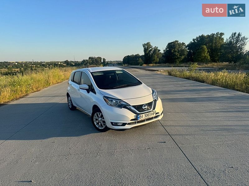 Хэтчбек Nissan Versa Note 2017 в Решетиловке