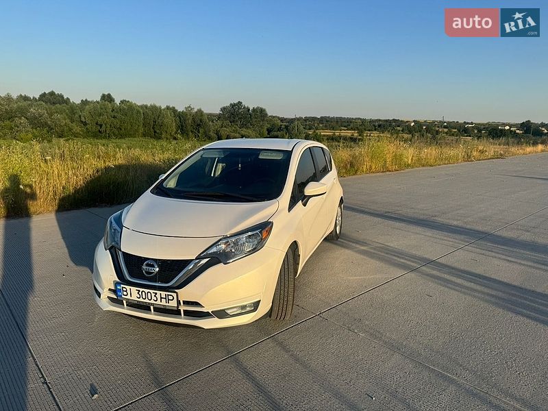Хэтчбек Nissan Versa Note 2017 в Решетиловке