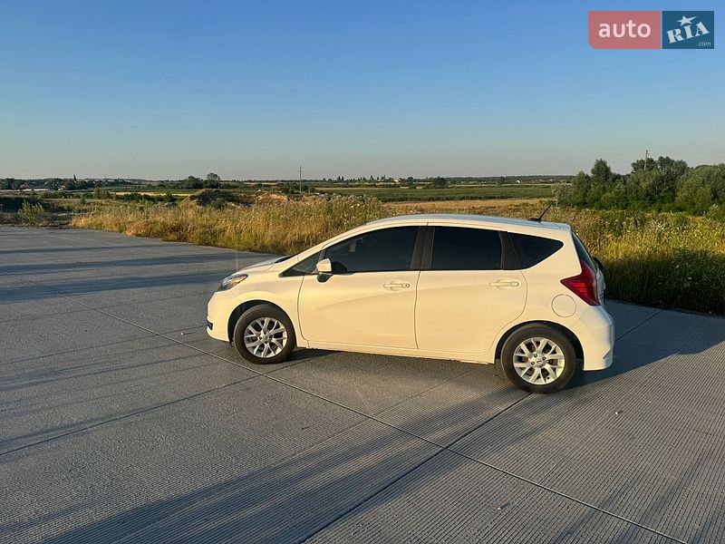 Хэтчбек Nissan Versa Note 2017 в Решетиловке