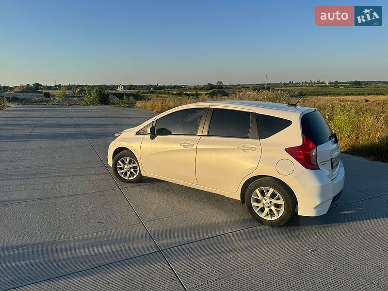 Хэтчбек Nissan Versa Note 2017 в Решетиловке
