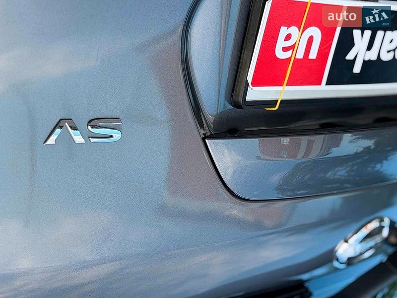 Хетчбек Nissan Versa Note 2017 в Одесі фото 8 Хетчбек Nissan Versa Note 2017 в Одесі