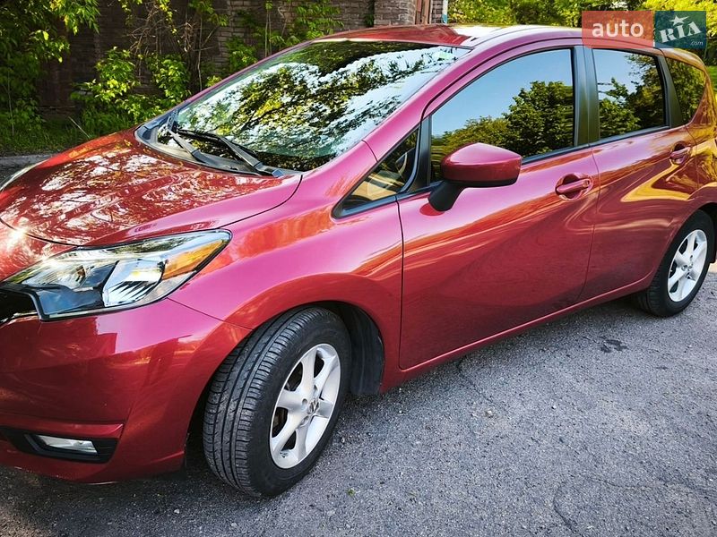 Хэтчбек Nissan Versa Note 2017 в Запорожье
