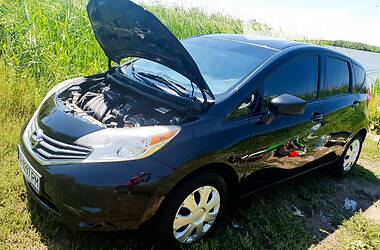 Nissan Versa SV 2015