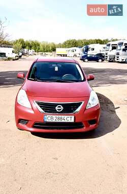 Nissan Versa 2012