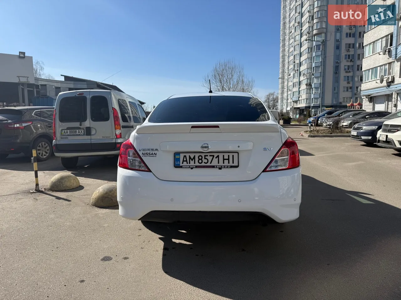 2017 Nissan Versa - мініатюра 2
