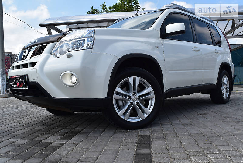 Nissan X-Trail 2013 года