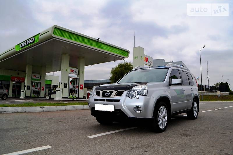 Nissan X-Trail 2012 года