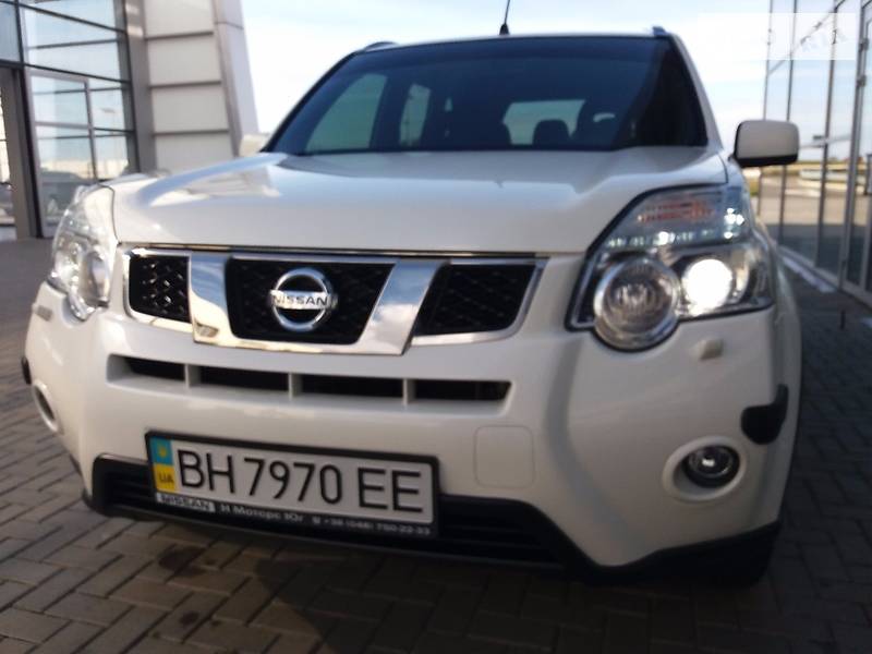 Nissan X-Trail 2012 года