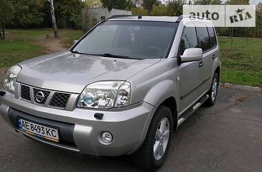 Nissan X-Trail  2004