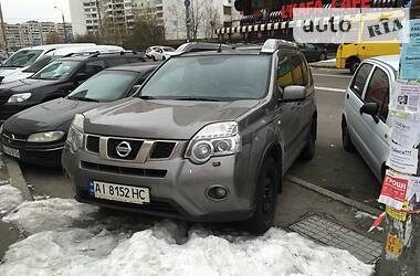 Nissan X-Trail  2012