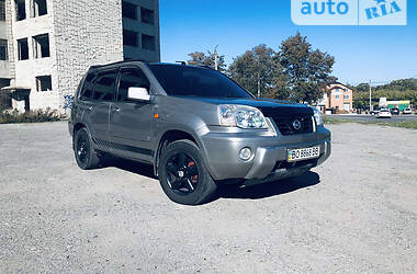 Nissan X-Trail  2003