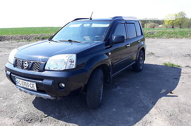 Nissan X-Trail  2004