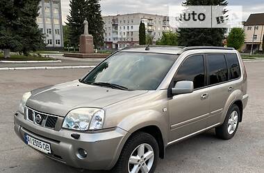 Nissan X-Trail  2005