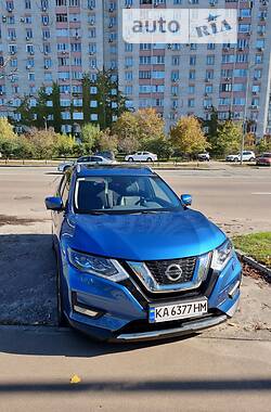 Nissan X-Trail  2017