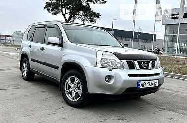 Nissan X-Trail  2010