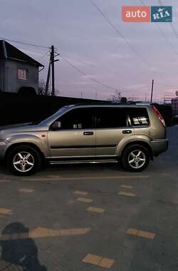 Nissan X-Trail  2003