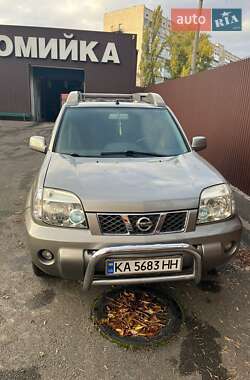 Nissan X-Trail  2004