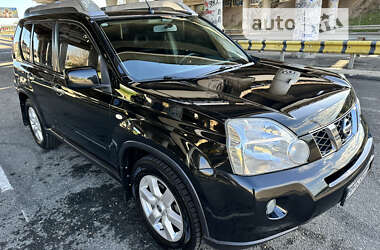 Nissan X-Trail  2010