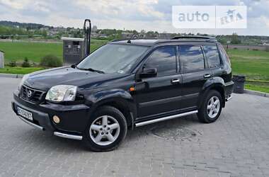 Nissan X-Trail  2002