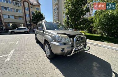 Nissan X-Trail  2005