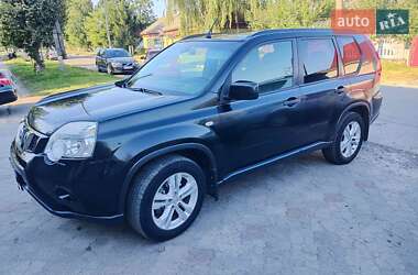 Nissan X-Trail  2011