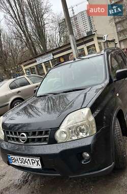 Nissan X-Trail  2010