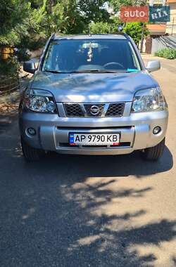 Nissan X-Trail  2004
