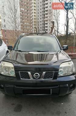 Nissan X-Trail  2005