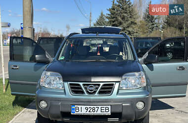 Nissan X-Trail  2003