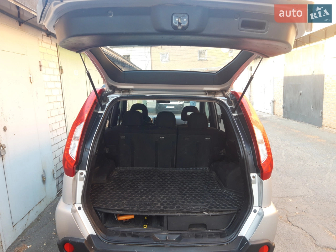 2010 Nissan X-Trail - мініатюра 2